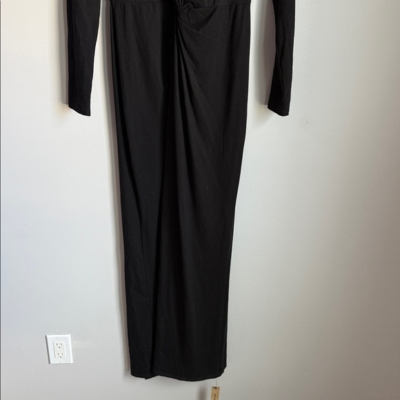NEW Reformation Plaza Dress Black Large - Picture 5 of 10